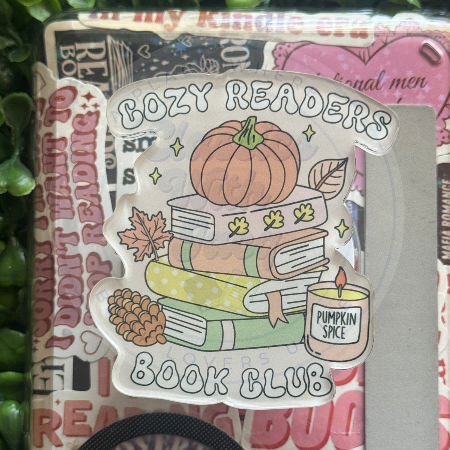 Cozy Readers Book Club MagSafe Kindle Grip