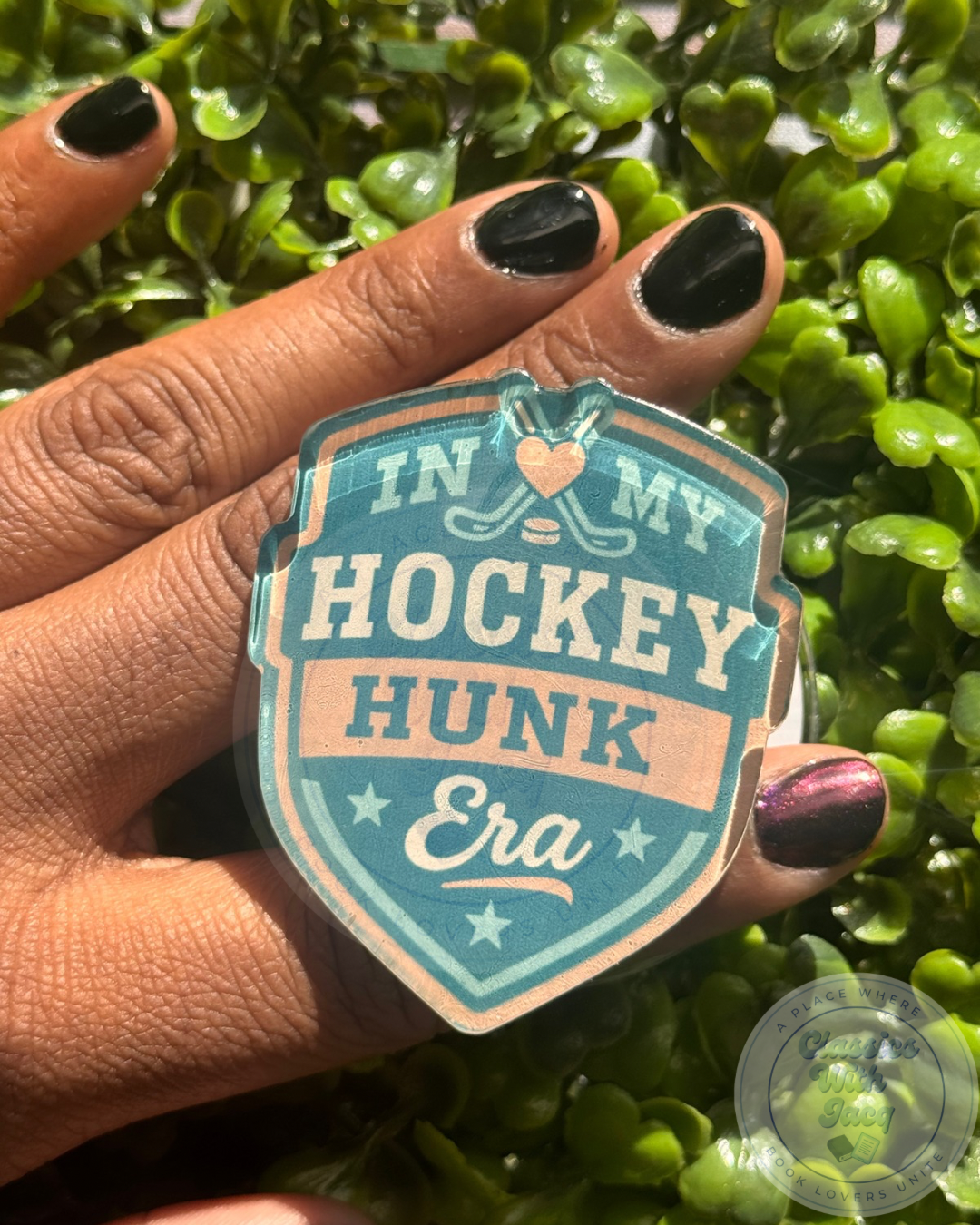 Hockey Hunk Era Magsafe Kindle Grip
